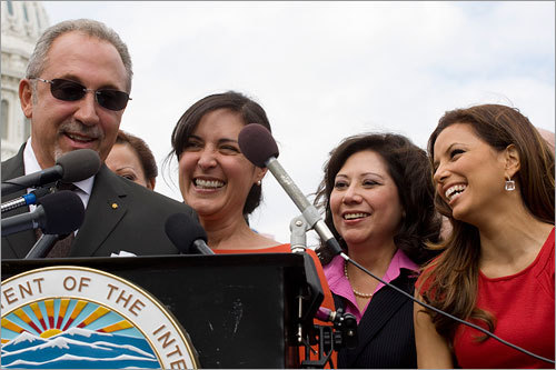 Latino-Museum__1255470839_3443